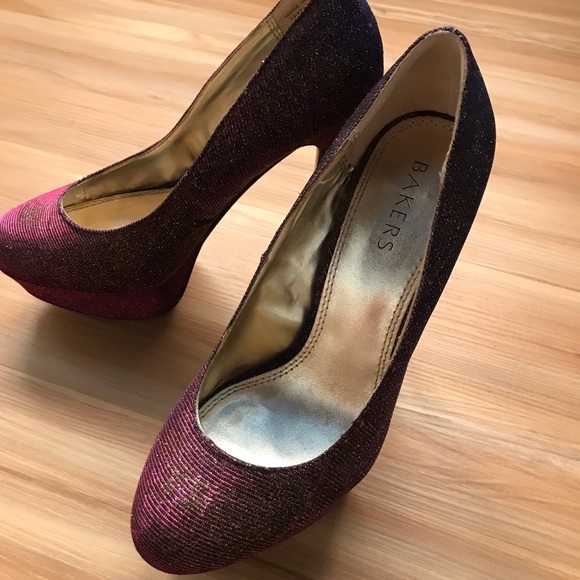 Color Changing Pump - Picture 2 of 6